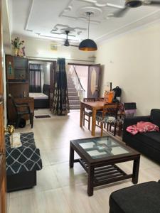 Hall Image of 1000 Sq.ft 2 BHK Apartment / Flat for rent in Bathal apartment, Patparganj New Delhi for Rs. 30000