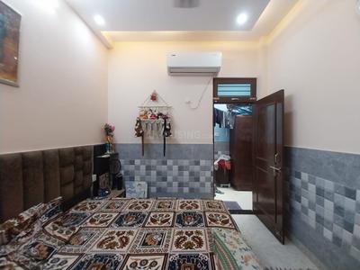 Hall Image of 1250 Sq.ft 2.5 BHK Apartment / Flat for sale in Mahagun Moderne, Sector 78 Noida for Rs. 16500000