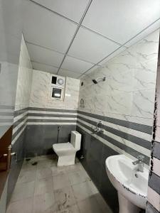 Bathroom Image of 2500 Sq.ft 4 BHK Villa for rent in Ashoka Greens Phase 2, Noida Extension Greater Noida for Rs. 40000