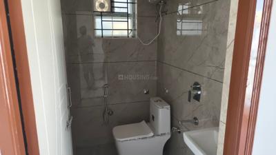Bathroom Image of 700 Sq.ft 1 BHK Apartment / Flat for rent in Kaggadasapura Bengaluru for Rs. 25000