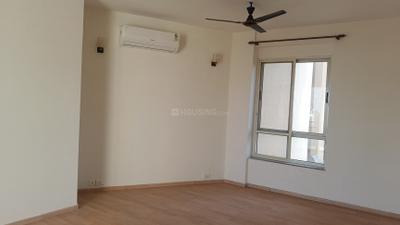 Bedroom Image of 3000 Sq.ft 4 BHK Apartment / Flat for rent in Unitech The Close South, Sector 50 Gurgaon for Rs. 100000