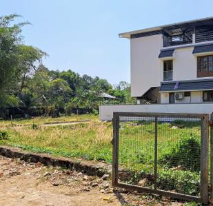 Image of 250 Sq.ft Residential Plot / Land for sale in Eroor, Kochi for Rs. 6700000