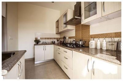 Kitchen Image of 1175 Sq.ft 3 BHK Apartment / Flat for sale in RG Luxury Homes Phase 2, Noida Extension Greater Noida for Rs. 10575000