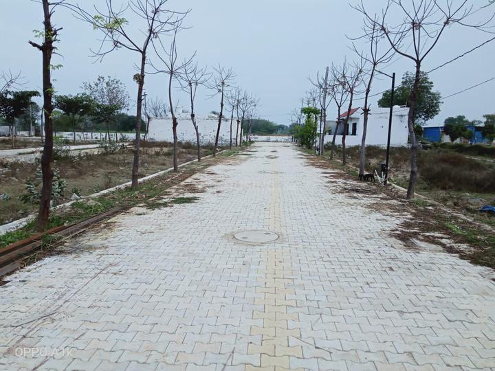 Radha Saundaryam More Images 1