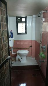 Bathroom Image of 700 Sq.ft 2 BHK Apartment / Flat for rent in Evershine Nagar, Malad West Mumbai for Rs. 46000