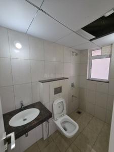 Bathroom Image of 1250 Sq.ft 3 BHK Apartment / Flat for sale in Godrej Boulevard, Manjari Budruk Pune for Rs. 11000000
