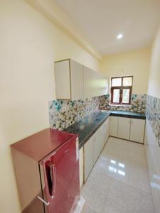 Kitchen Image of 900 Sq.ft 2 BHK Builder Floor for rent in Sector 41 Gurgaon for Rs. 42000