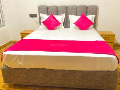 Bedroom Image of 10000 Sq.ft 6 BHK Builder Floor for rent in Gomti Nagar Lucknow for Rs. 230000