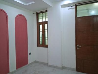 Bedroom Image of 1350 Sq.ft 3 BHK Apartment / Flat for sale in Avenue 1, Sector 73 Noida for Rs. 5100000