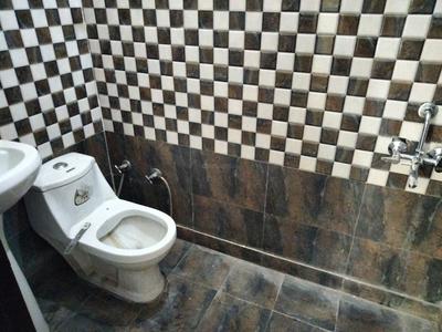 Image of 950 Sq.ft 2 BHK Builder Floor for rent in Indirapuram, Ghaziabad for Rs. 20000