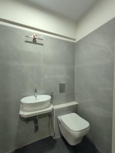 Bathroom Image of 950 Sq.ft 3 BHK Apartment / Flat for sale in Borivali West Mumbai for Rs. 28000000