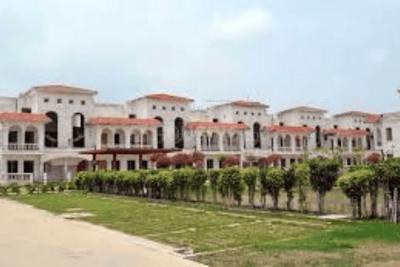 Image of 2525 Sq.ft 4.5 BHK Villa for rent in Amrapali Leisure Valley, Noida Extension, Greater Noida for Rs. 45000