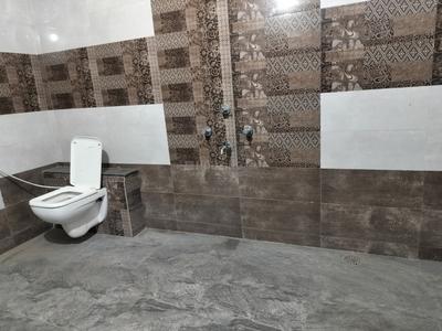 Bathroom Image of 3000 Sq.ft 2 BHK Builder Floor for rent in Nanded-Waghala Nanded for Rs. 15000