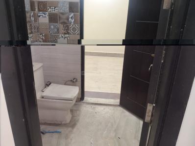 Image of 1000 Sq.ft 2 BHK Builder Floor for rent in Preet Vihar, New Delhi for Rs. 25000