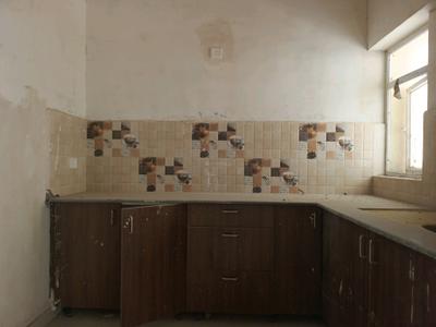 Kitchen Image of 1100 Sq.ft 2.5 BHK Apartment / Flat for sale in Amrapali Verona Heights, Noida Extension Greater Noida for Rs. 8545000