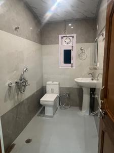 Bathroom Image of 1100 Sq.ft 3 BHK Apartment / Flat for rent in New Shimla Shimla for Rs. 31000