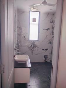 Bathroom Image of 200 Sq.ft 2 BHK Independent House for rent in South Extension II New Delhi for Rs. 30000