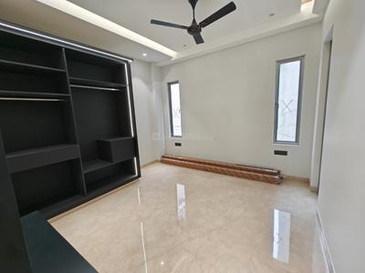 Bedroom Image of 1620 Sq.ft 3 BHK Builder Floor for sale in Karkardooma New Delhi for Rs. 22500000