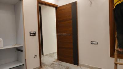 Bedroom Image of 675 Sq.ft 2 BHK Builder Floor for sale in Mahavir Enclave New Delhi for Rs. 5700000