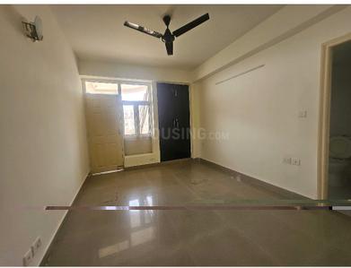 Hall Image of 1295 Sq.ft 3 BHK Apartment / Flat for rent in Supertech Cape Town, Sector 74 Noida for Rs. 29000