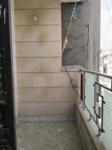 Bedroom One Image of 750 Sq.ft 2 BHK Builder Floor for rent in Shalimar Bagh New Delhi for Rs. 23000