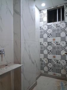 Common Bathroom Image of 1550 Sq.ft 3 BHK Apartment / Flat for sale in Capital Hometech Pride 2, Sector 73 Noida for Rs. 5275000