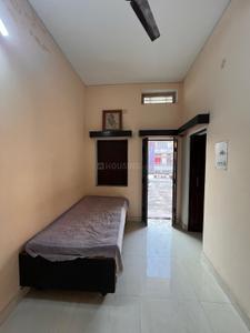 Bedroom Image of 558 Sq.ft 1 BHK Builder Floor for rent in Lanka Varanasi for Rs. 15000