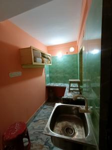 Kitchen Image of 705 Sq.ft 2 BHK Builder Floor for rent in Sinthi Kolkata for Rs. 12000
