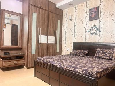 Bedroom Image of 3150 Sq.ft 4 BHK Builder Floor for sale in Janakpuri New Delhi for Rs. 74400000