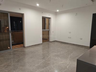 Bedroom Image of 1016 Sq.ft 1 BHK Apartment / Flat for sale in Amanora Gateway Towers, Hadapsar Pune for Rs. 14000000