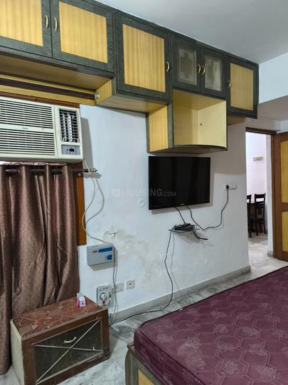 Central Spine Bedroom 1