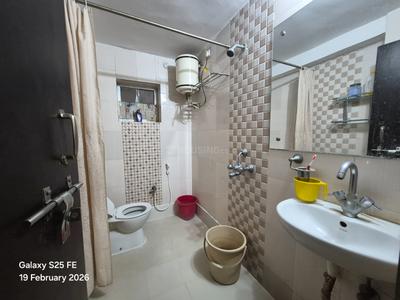 Bathroom Image of 1450 Sq.ft 2 BHK Apartment / Flat for rent in Argora Ranchi for Rs. 22000