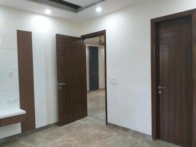 Bedroom Image of 1800 Sq.ft 3 BHK Builder Floor for sale in Vikaspuri New Delhi for Rs. 40000000