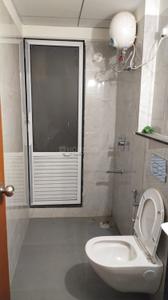 Bathroom Image of 650 Sq.ft 2 BHK Apartment / Flat for rent in Larkins Nest, Kasarvadavali Thane for Rs. 30000