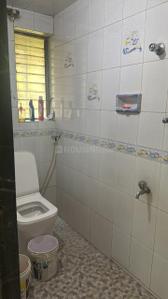 Bathroom Image of 700 Sq.ft 1 BHK Apartment / Flat for rent in Vashi Navi Mumbai for Rs. 45000