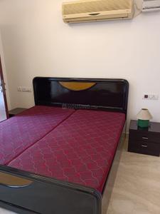 Bedroom Image of 1800 Sq.ft 3 BHK Builder Floor for rent in Hauz Khas New Delhi for Rs. 250000