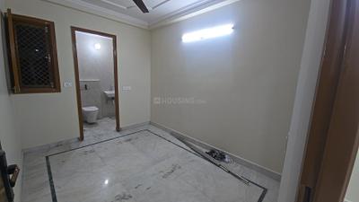 Bedroom Image of 950 Sq.ft 3 BHK Builder Floor for sale in Ashok Vihar New Delhi for Rs. 12000000