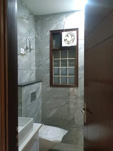 Common Bathroom Image of 3850 Sq.ft 4 BHK Builder Floor for sale in Ashoka Residency, Ashoka Enclave Faridabad for Rs. 40000000