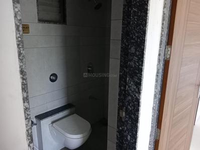 Bathroom Image of 853 Sq.ft 2 BHK Apartment / Flat for rent in Shree Tatsatlife, Vaishno Devi Circle Ahmedabad for Rs. 20000
