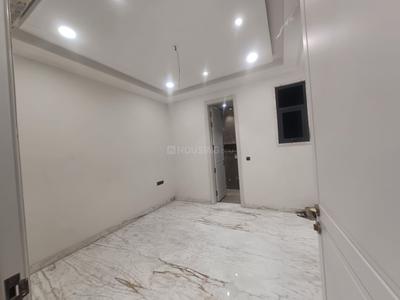Bedroom Image of 1800 Sq.ft 4 BHK Builder Floor for sale in Model Town New Delhi for Rs. 40000000