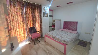 Bedroom Image of 1650 Sq.ft 3 BHK Builder Floor for sale in Patel Nagar New Delhi for Rs. 37000000