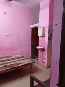 Bedroom Image of 280 Sq.ft 1 RK Apartment / Flat for rent in Baliaghata Kolkata for Rs. 6000