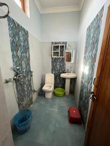 Bathroom Image of PG 10590780 Ajabpur Kalan in Ajabpur Kalan, Dehradun