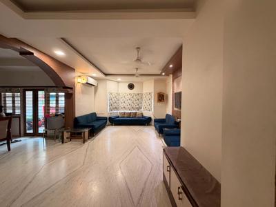 Hall Image of 2070 Sq.ft 3 BHK Apartment / Flat for sale in Navrangpura Ahmedabad for Rs. 13100000