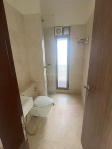 Bathroom Image of 980 Sq.ft 2 BHK Apartment / Flat for rent in Sheth Auris Serenity, Malad West Mumbai for Rs. 80000