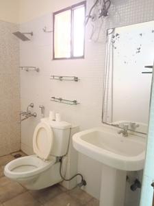Bathroom Image of 3300 Sq.ft 4 BHK Villa for rent in Vaswani Ashton Woods, Bellandur Bengaluru for Rs. 100000