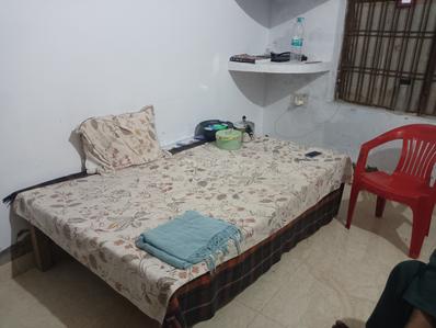 Bedroom Image of 500 Sq.ft 2 BHK Builder Floor for rent in Jankipuram Lucknow for Rs. 2000