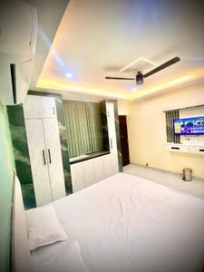 Bedroom Image of 1600 Sq.ft 2 BHK Studio for rent in Hira The Crown, Dujra Diara Patna for Rs. 30000