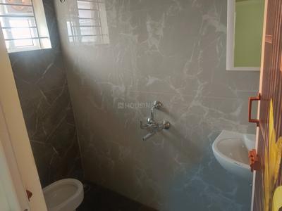 Bathroom Image of 200 Sq.ft 1 RK Apartment / Flat for rent in Kurumbapalayam Coimbatore for Rs. 5500