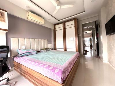 Bedroom Image of 1100 Sq.ft 3 BHK Apartment / Flat for sale in Sindhi Society, Chembur Mumbai for Rs. 32500000